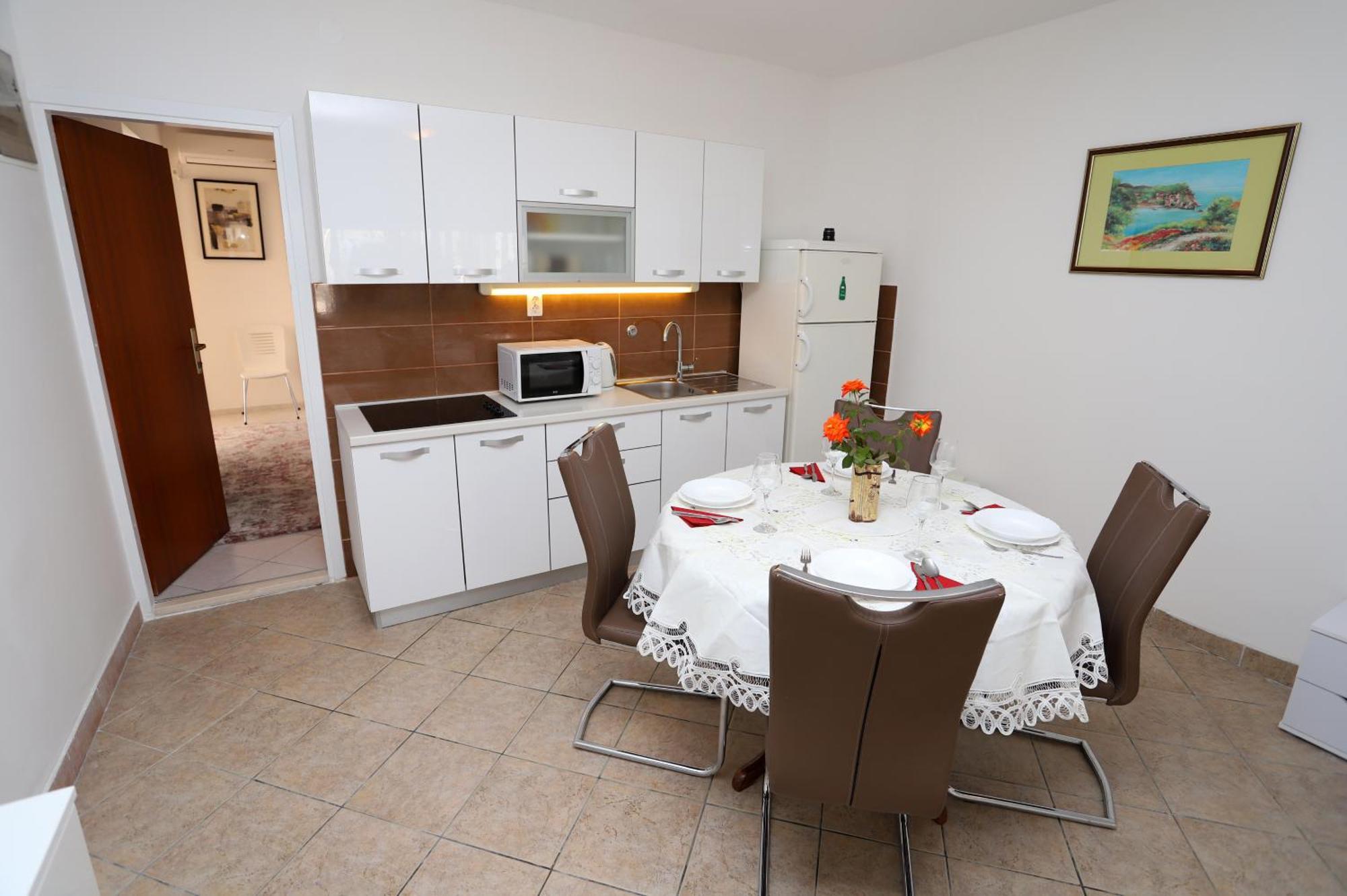 Apartments Edita & Robert Lokva Rogoznica Ngoại thất bức ảnh