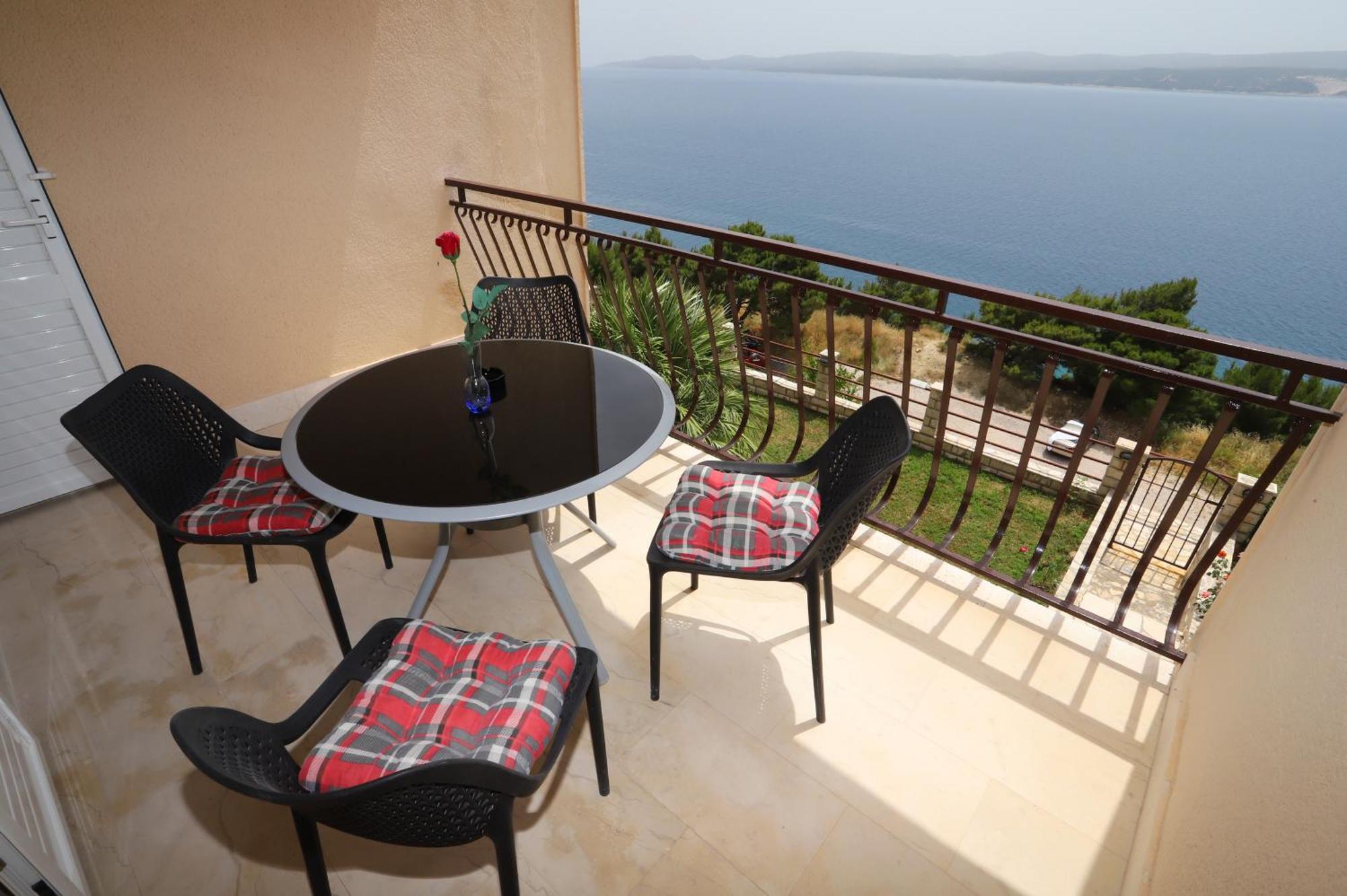 Apartments Edita & Robert Lokva Rogoznica Ngoại thất bức ảnh