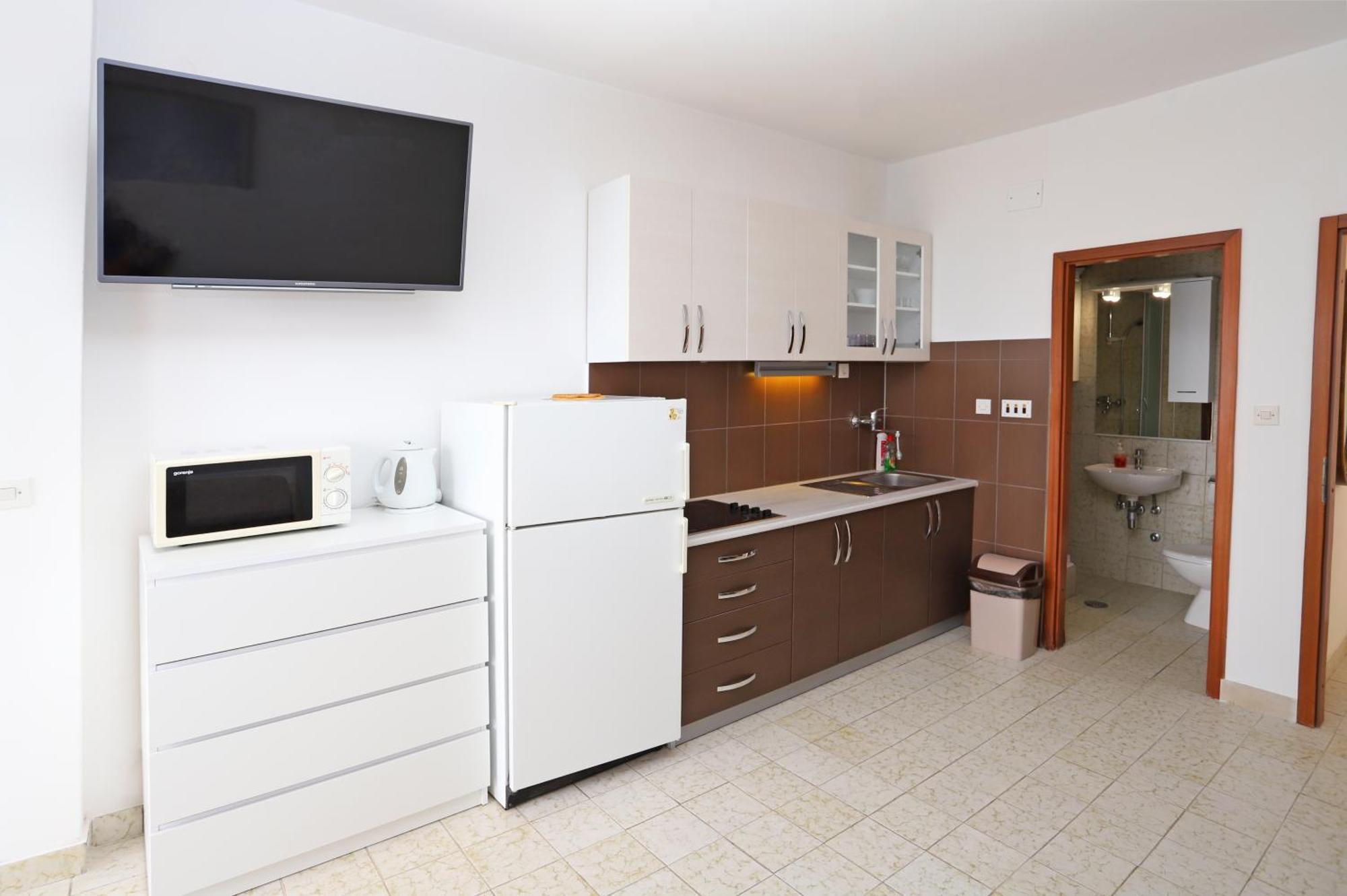 Apartments Edita & Robert Lokva Rogoznica Ngoại thất bức ảnh